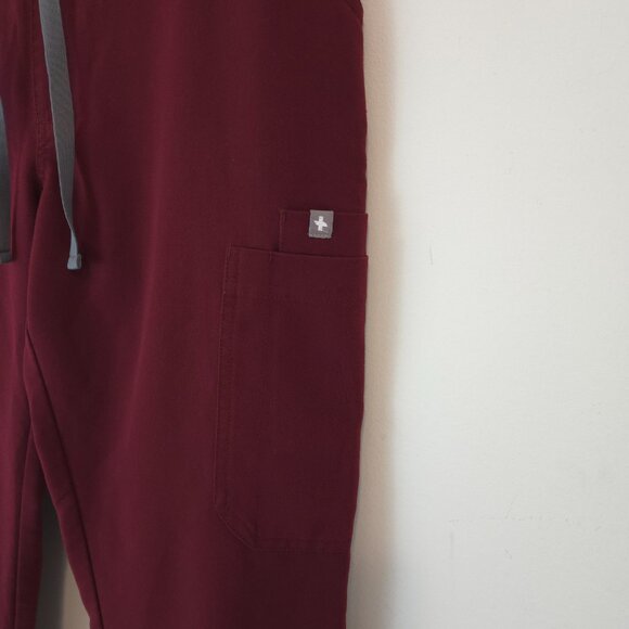Figs Women's Yola Skinny Scrub Pants In Burgundy - Picture 4 of 16